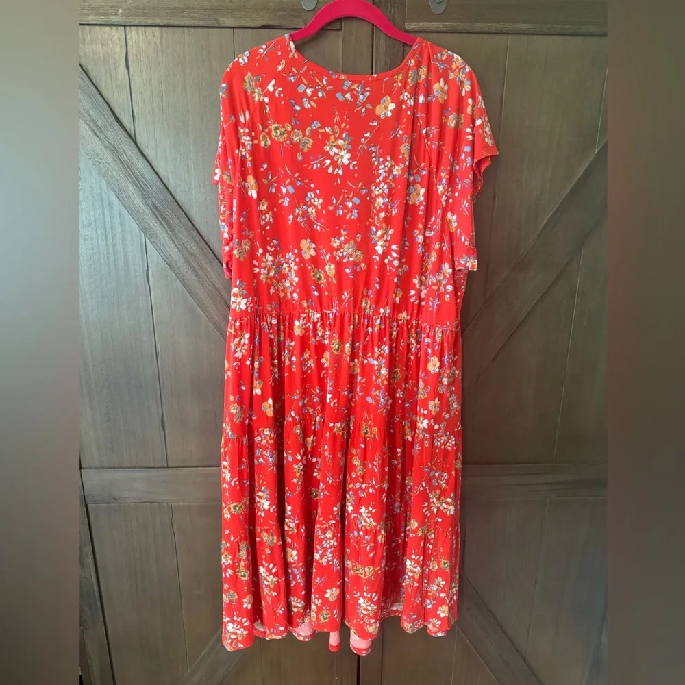NEW✨Red Floral Dress (Stitch Fix) Size 3X - Picture 4 of 6